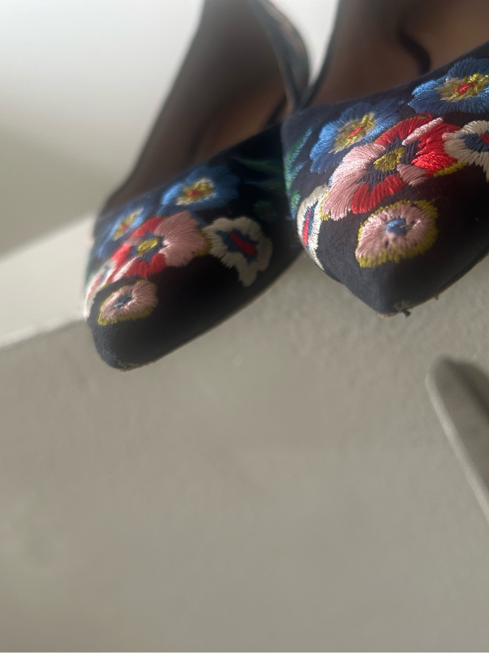 Tory Burch Rosemont Navy Floral Embroidered Pointed Toe Flats - Picture 15 of 15